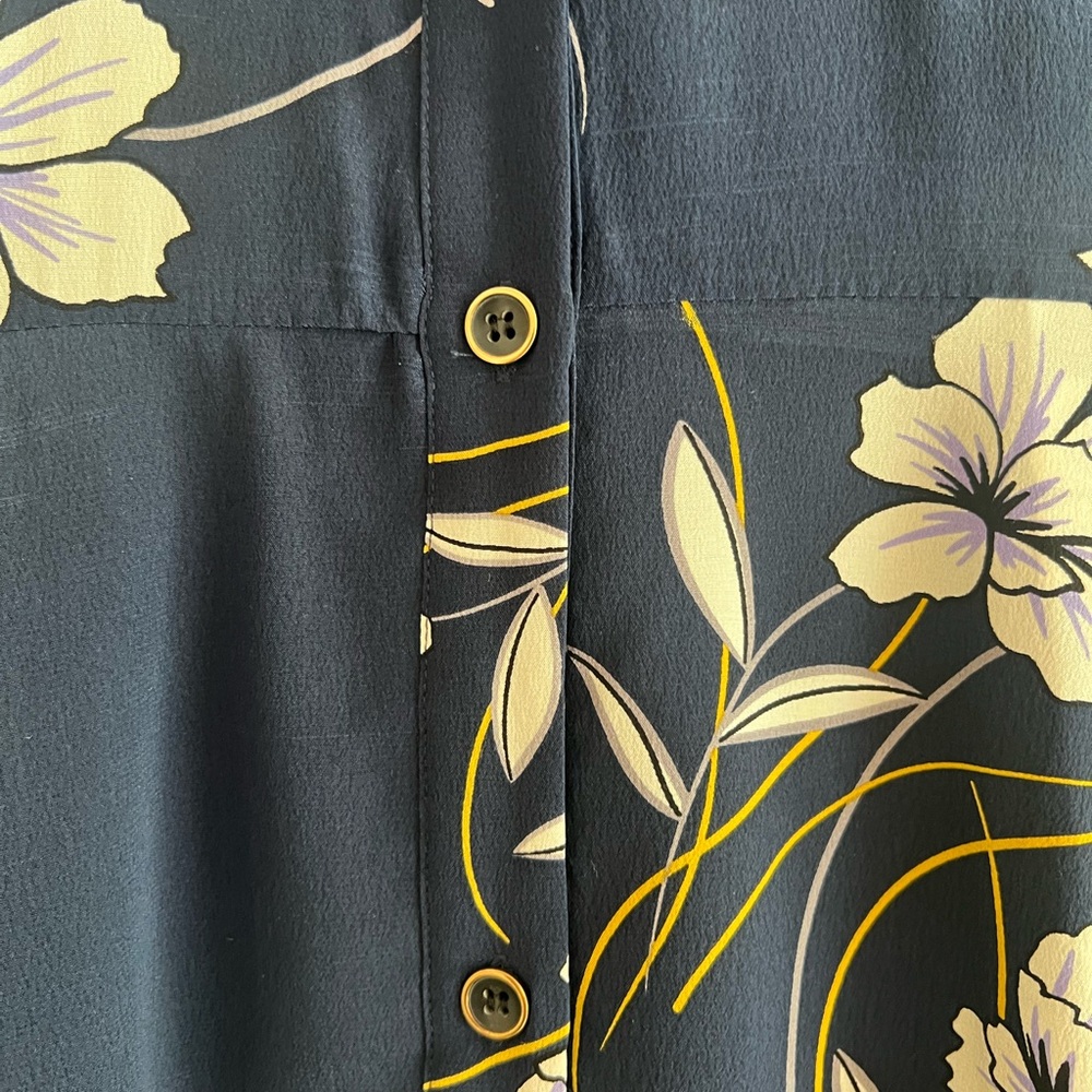 Yumi Kim blue floral button front midi shirtdress size M - Picture 5 of 12